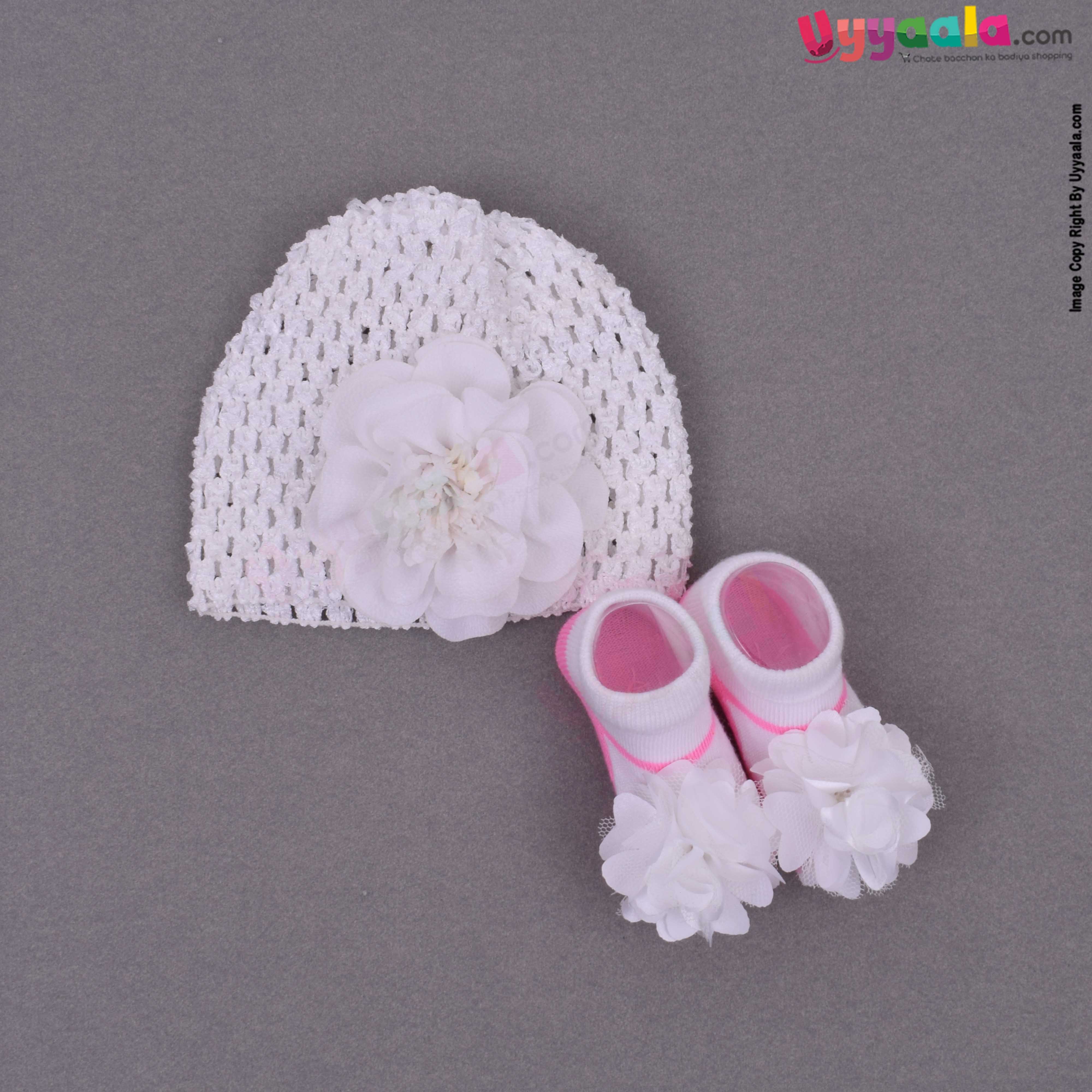 SHINY BABY Accessory set for kids with cap and socks - white