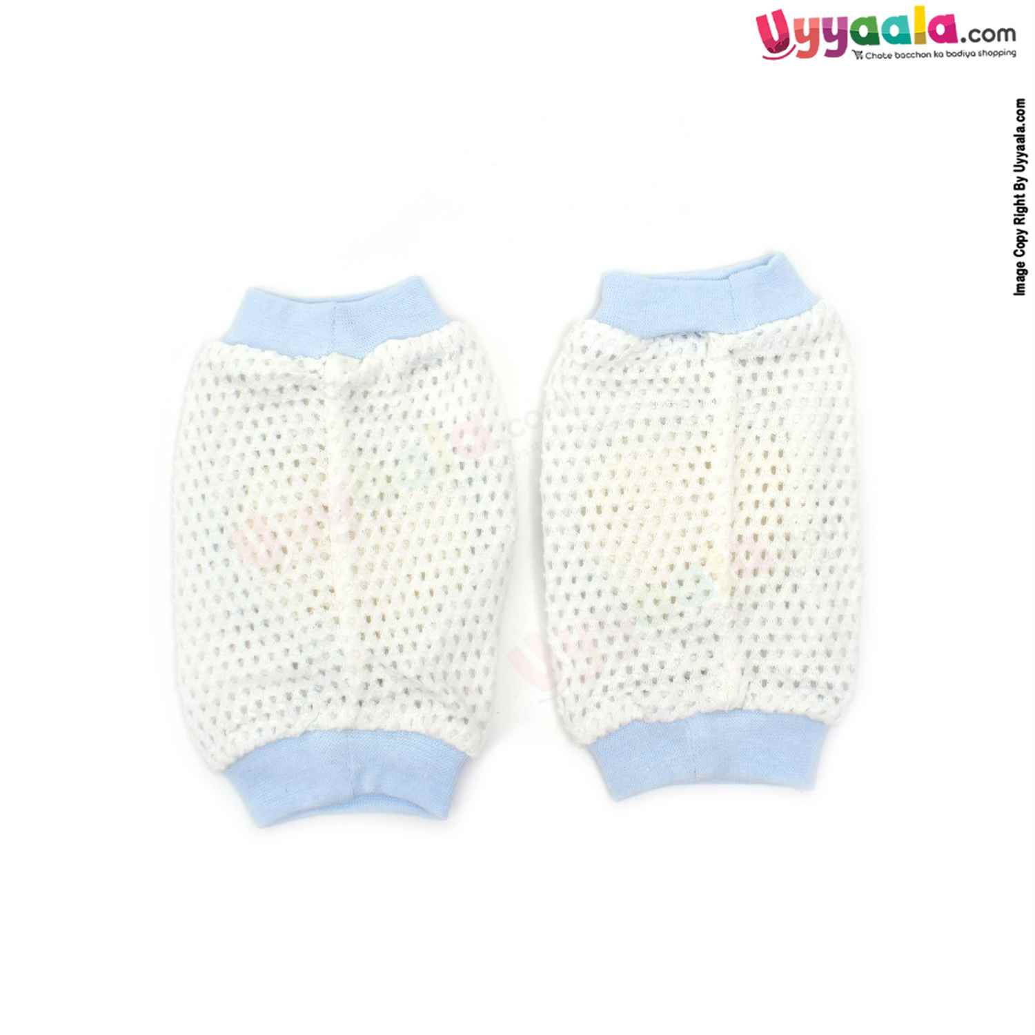 Cotton Stretchable Knee Protection Pads for Crawling Babies with Heart Shape Patch Teddy Bear Print Pack of 1 Pair , 6m-2Y Age - White & Light Blue